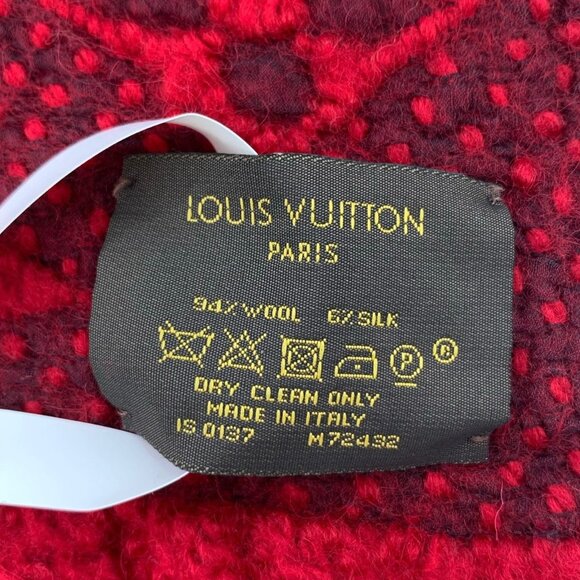 Louis Vuitton Red Wool & Silk Fringe Scarf - Picture 8 of 8